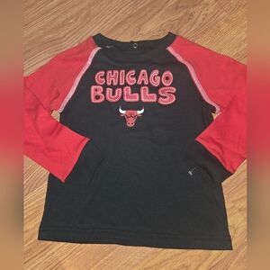 NBA Chicago Bulls Kids 2T NWOT Tshirt Basketball Fan Long Sleeves